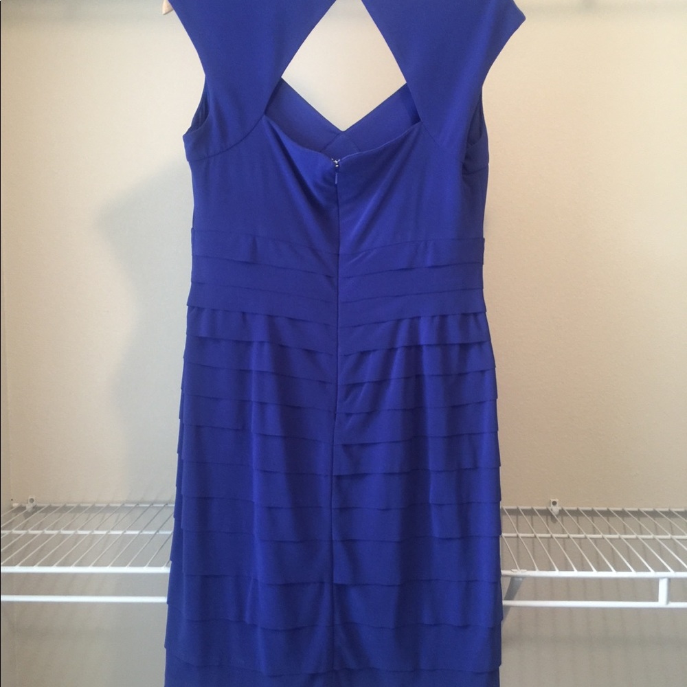 Dress - Picture 2 of 3